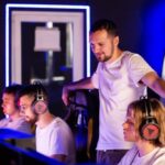 10 Fakta tentang Peran Vital Coach dan Analis yang Jarang Diketahui di Dunia Esports